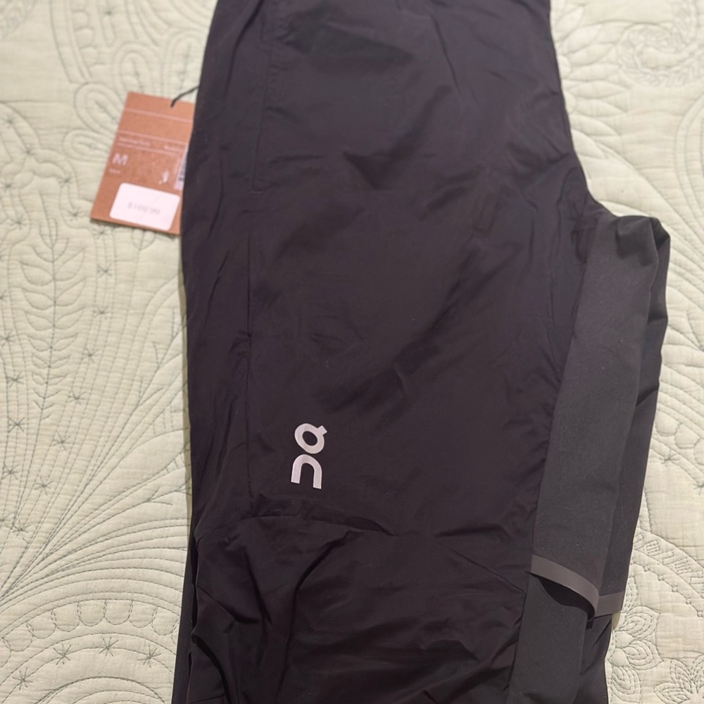 On Black Athletic Pants